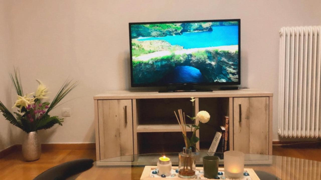 A Convenient Apartment In The Heart Of Athen Eksteriør bilde
